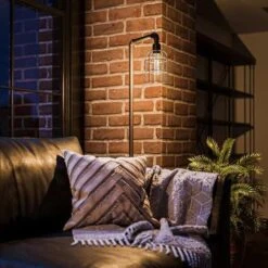 Leavenworth Bronze One-Light Floor Lamp 12 Leavenworth Bronze One-Light Floor Lamp -Furniture Shop 518 33283BRZG 4